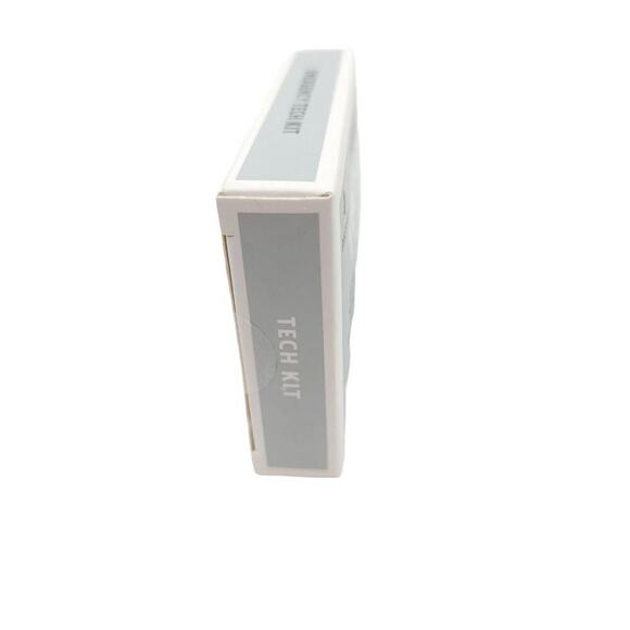 Kikkerland Emergency TechCare Kit Gift Christmas Smart Phones Tablets Electroni  - Picture 5 of 7